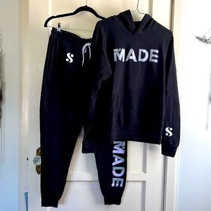 S by Serena matching ‘Self Made’ set in black.